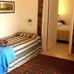 Dammusi Sciuvechi * Scauri (Sicily)