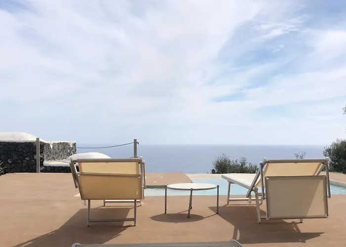 Dammusi Sciuvechi منزل ريفي Scauri (Sicily)