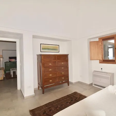 Dammusi Sciuvechi בית כפרי Scauri (Sicily)