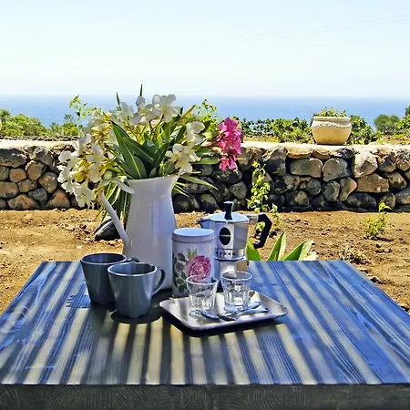 Dammusi Sciuvechi Casa de Campo