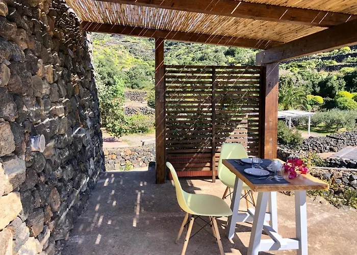 Venkovský dům Dammusi Sciuvechi